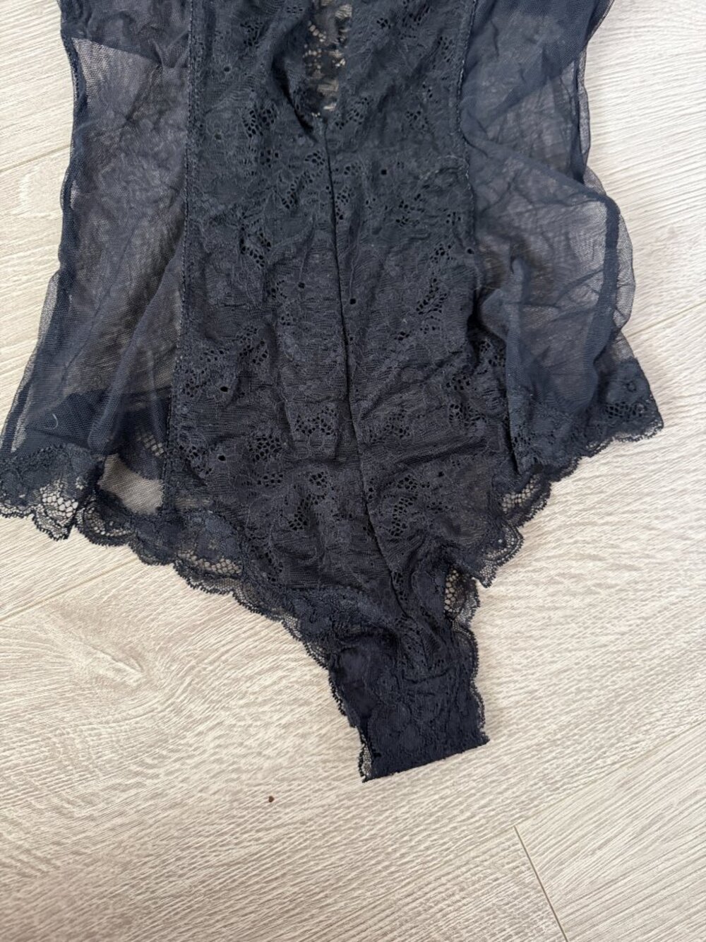 Victoria’s Secret Black Sheer Lace Teddy Bodysuit Lingerie 34B - Picture 7 of 12